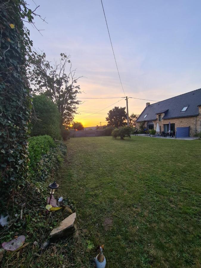 Gite Avalon - Closeries Du Golfe Theix Exterior photo